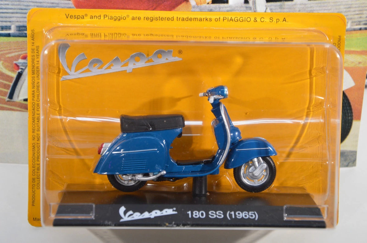 Vespa 180 SS 1965 scala 1:18 con fascicolo Vespa collection 11 die cast