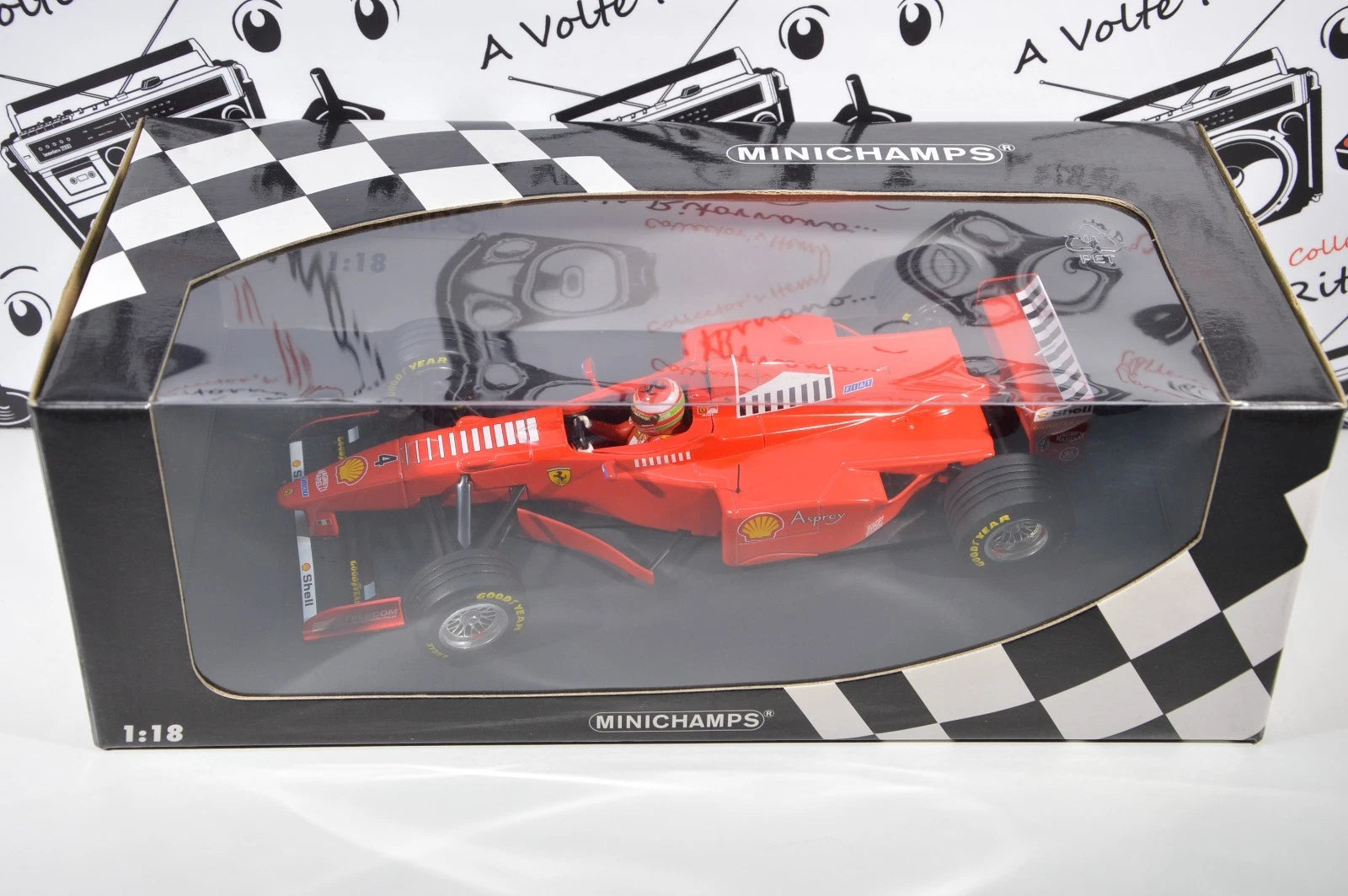 Ferrari F1 Eddie Irvine Minichamps 1:18