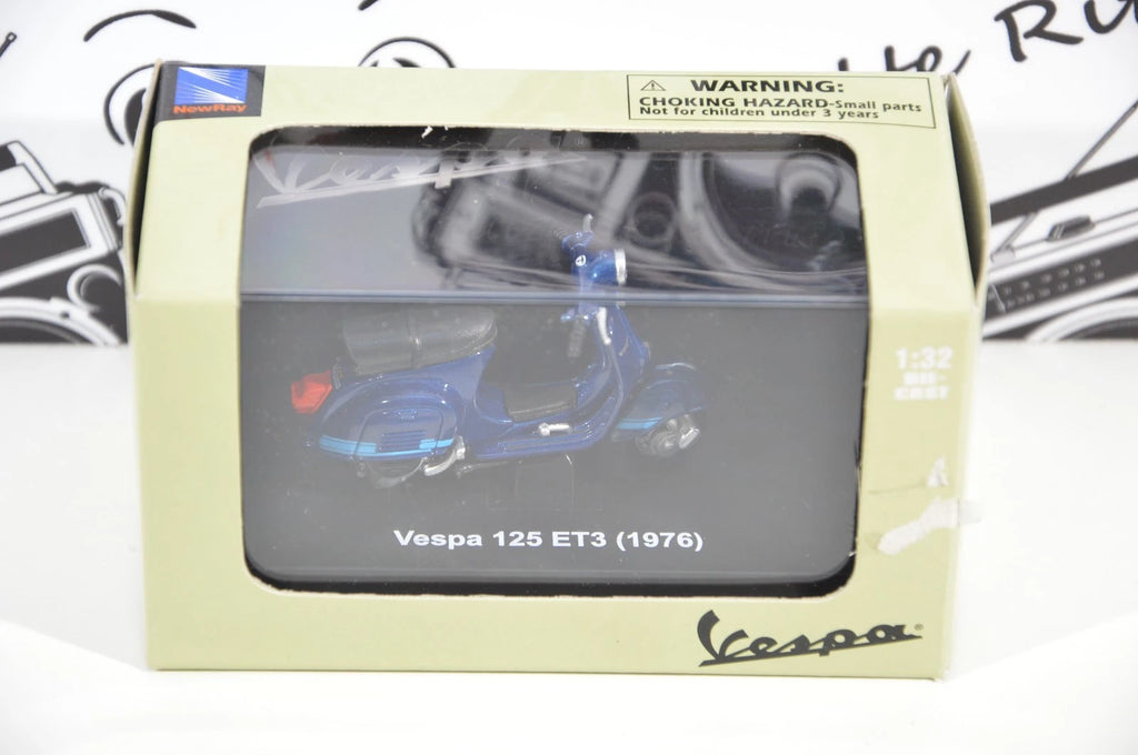 Vespa 125 Et3 (1976) New Ray scala 1:32