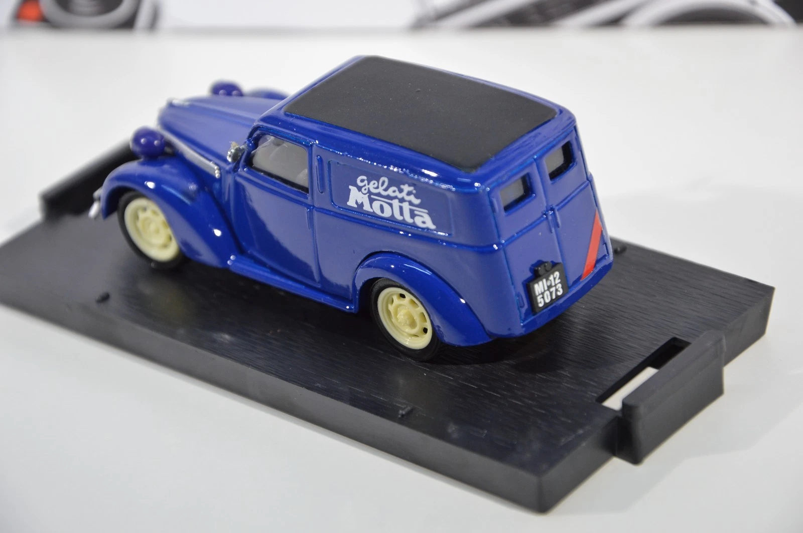 Fiat 1100 E furgone Gelati Motta 1950 Brumm