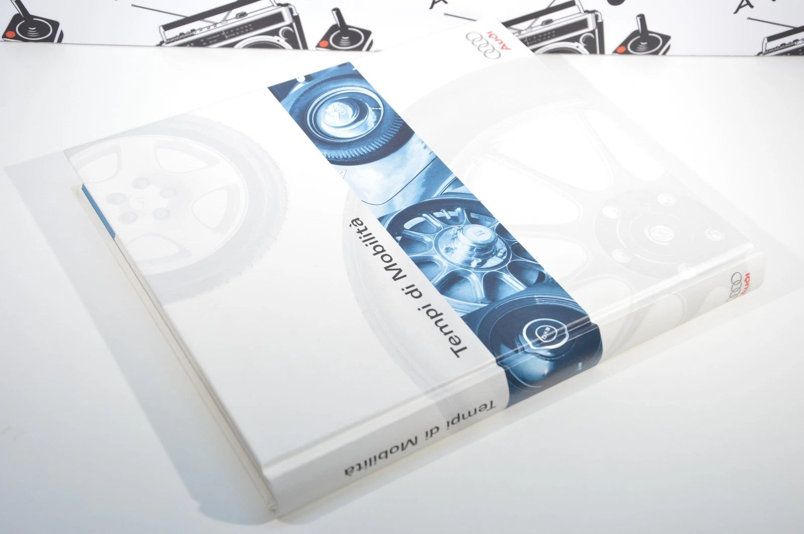 Tempi di mobilità libro Audi - la storia dell'Audi Ag anno 1997