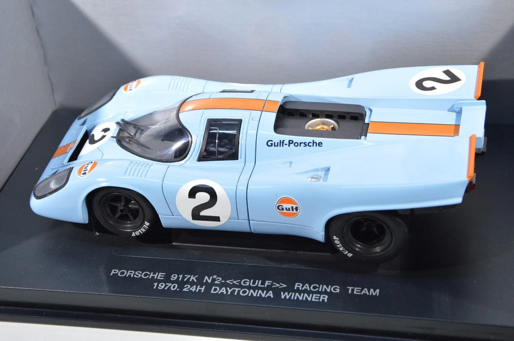 Porsche 917k n°2 Gulf racing team 1970 Universal Hobbies