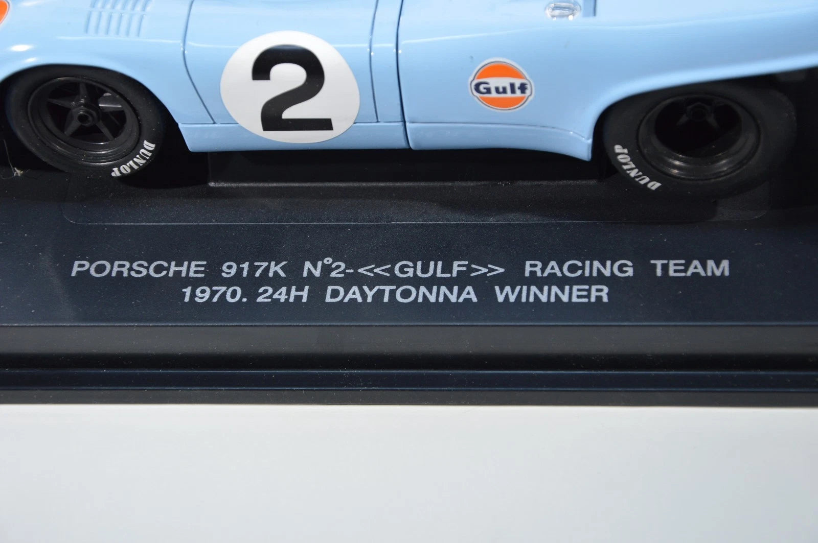 Porsche 917k n°2 Gulf racing team 1970 Universal Hobbies