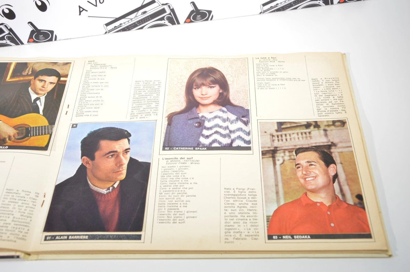 Album figurine 120 assi della canzone TV sorrisi e canzoni completo