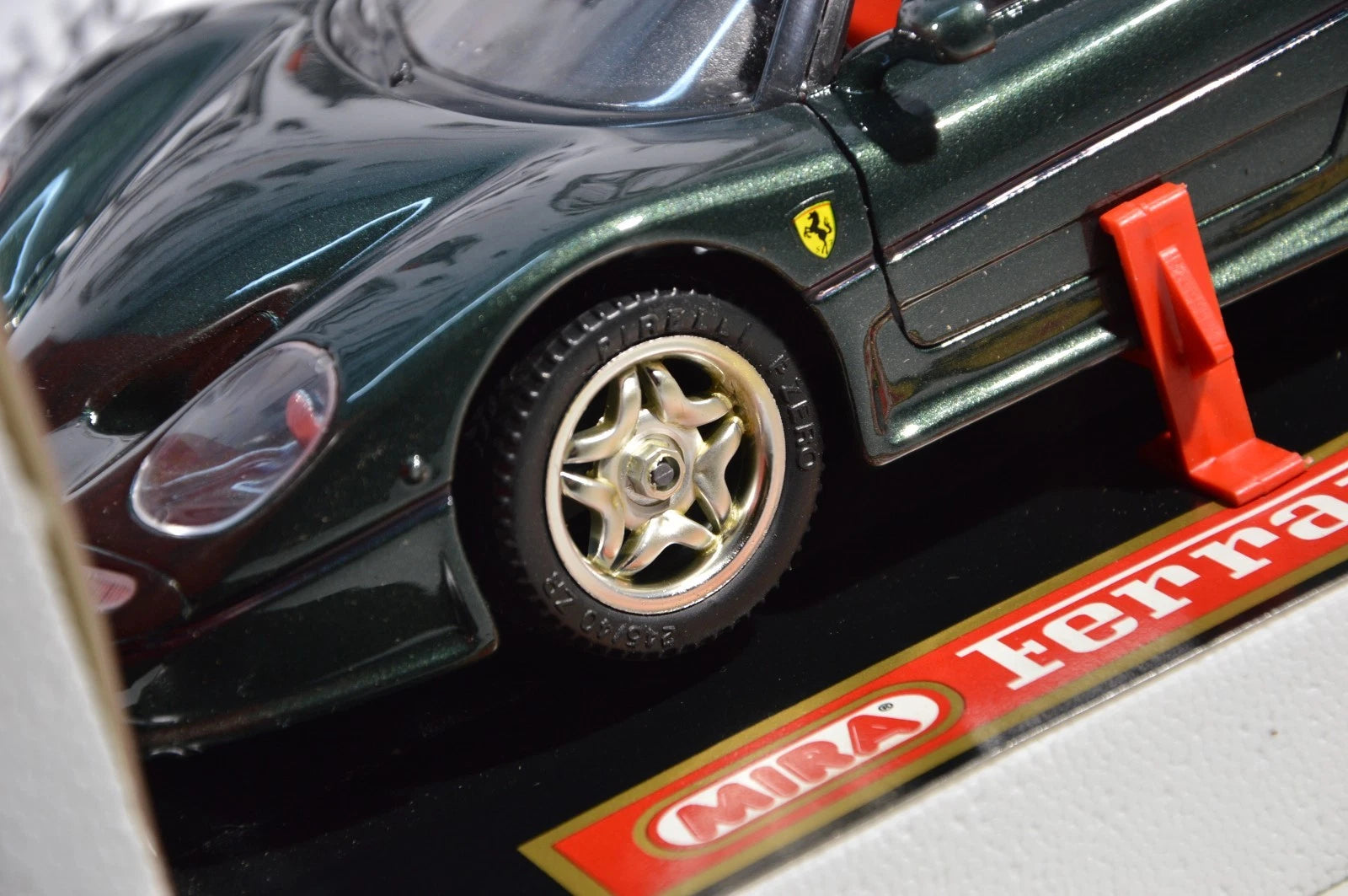 Ferrari F50 1995 Mira 1:18