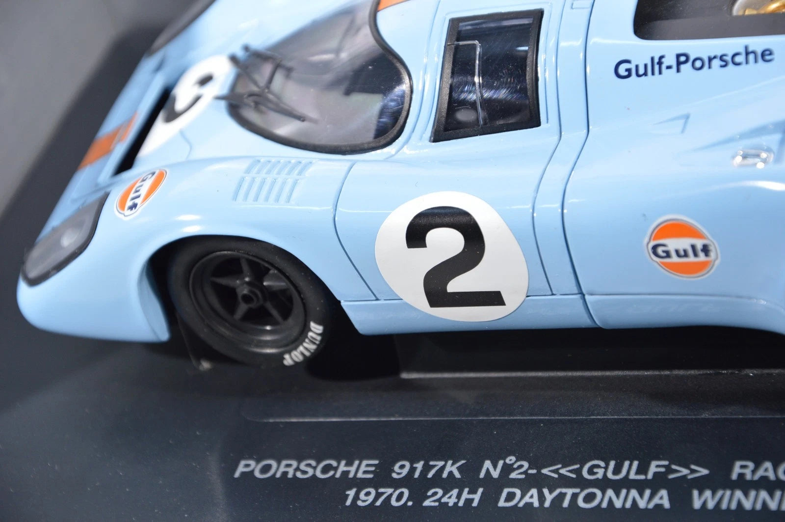 Porsche 917k n°2 Gulf racing team 1970 Universal Hobbies