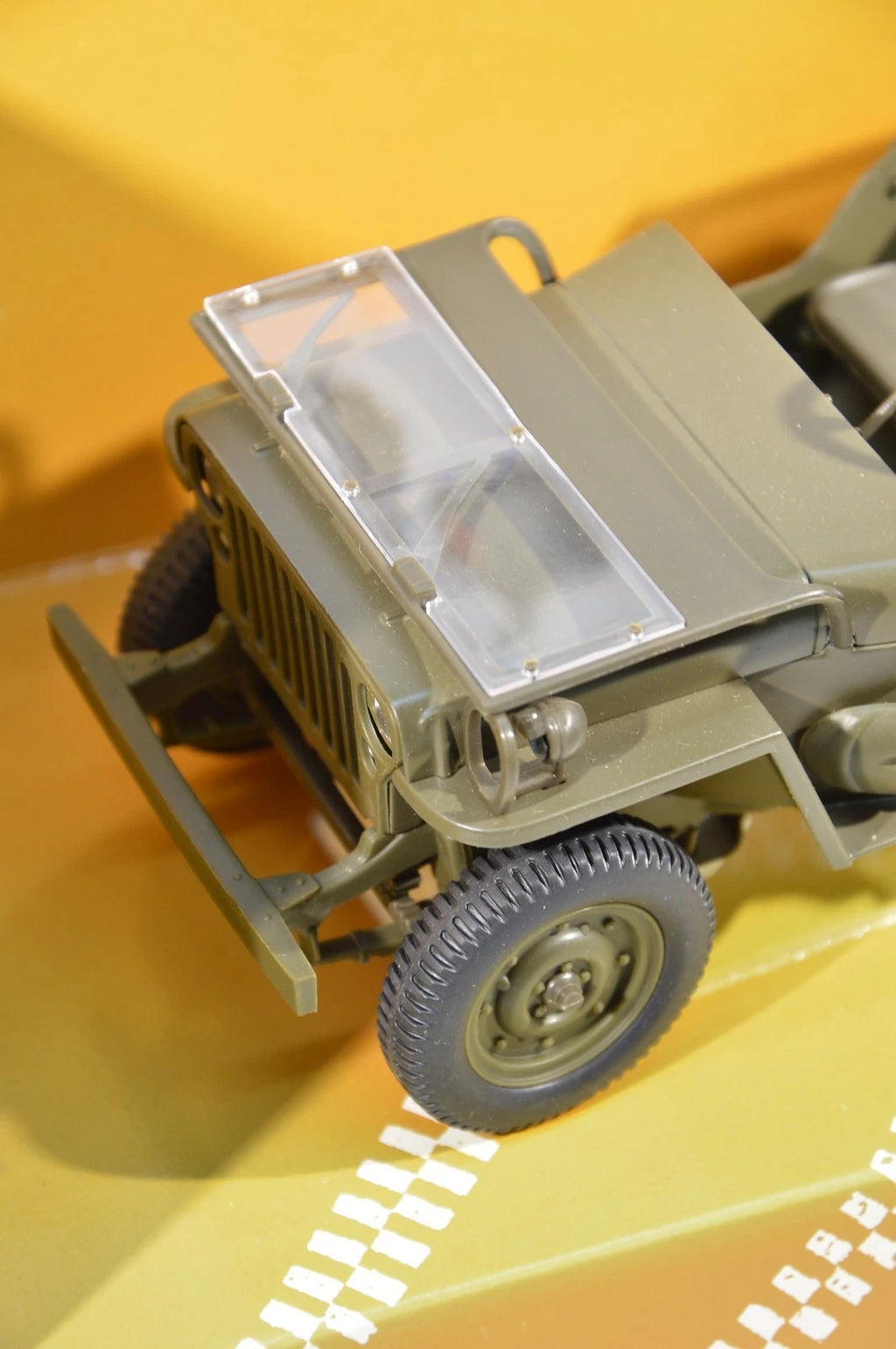 Hotchkiss M 201 Ut models scala 1:18