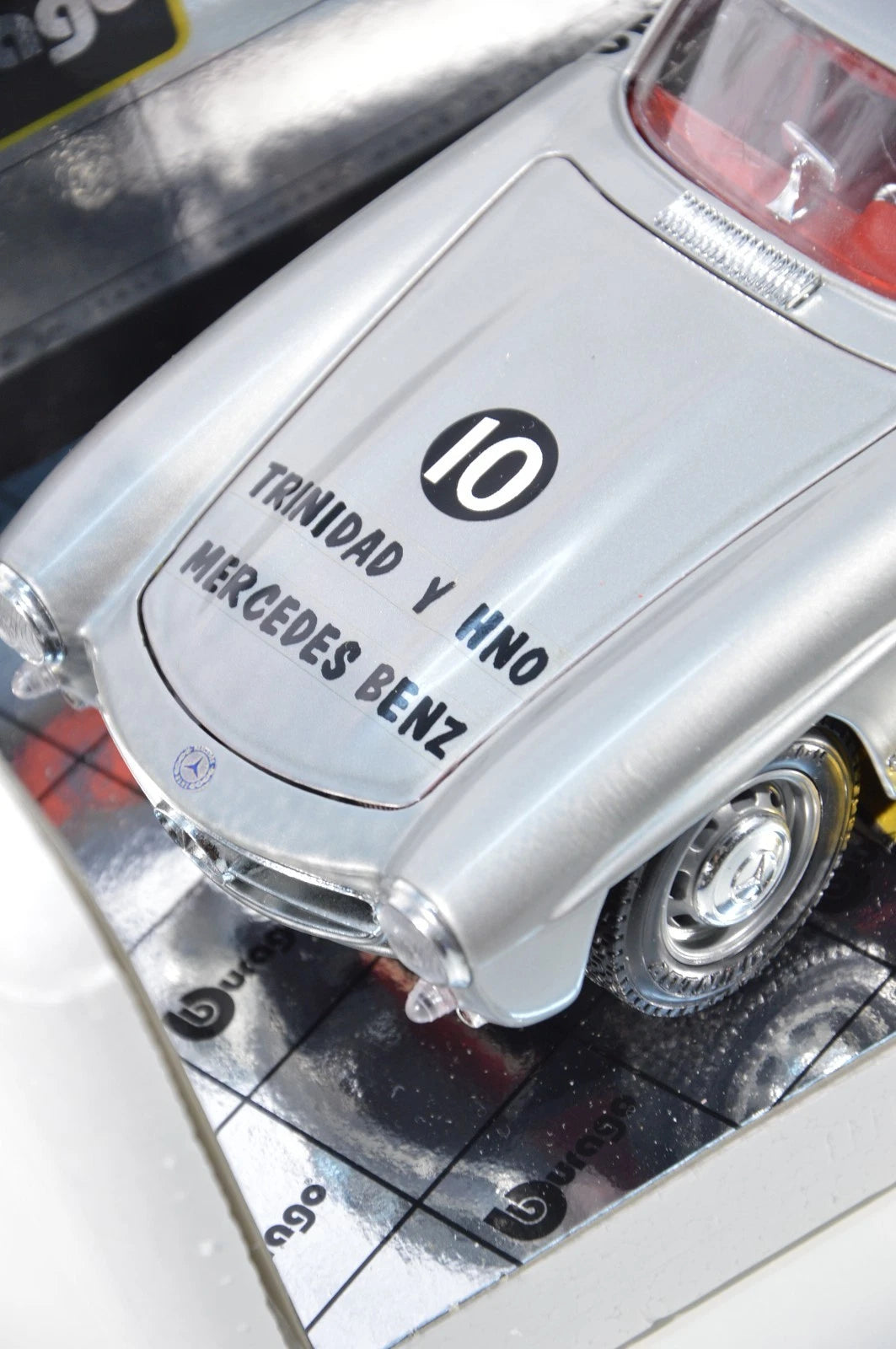 Mercedes-Benz 300 SL 1954 scala 1:18 Bburago