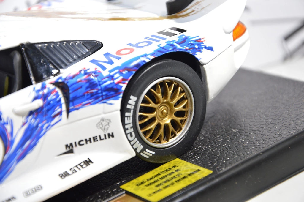 Porsche 911 GT1 Anson Racing